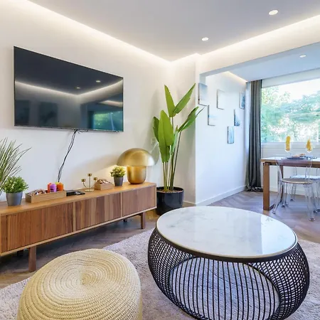 Playa With Pool &100m From Sea - Happy Apartment *